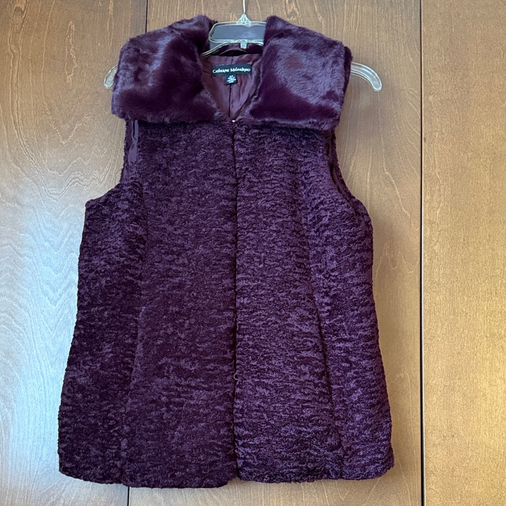 Catherine Maladrino Women's Cabernet Colored Faux Fur Vest NWT Sz S Ret $98